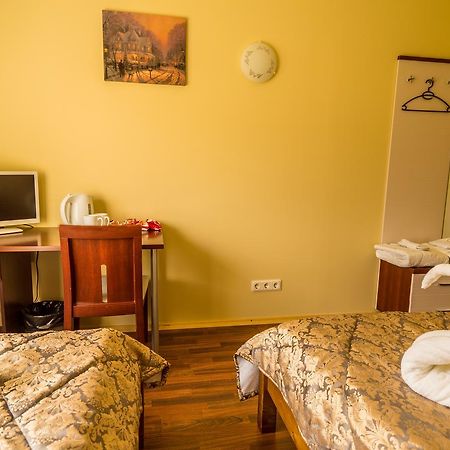 Manderley Hotel Tartu Buitenkant foto
